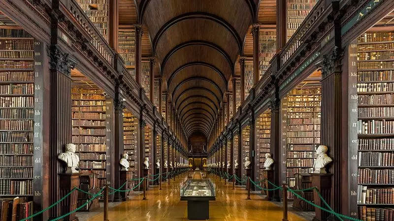 book-of-kells-trinity-college-dublin